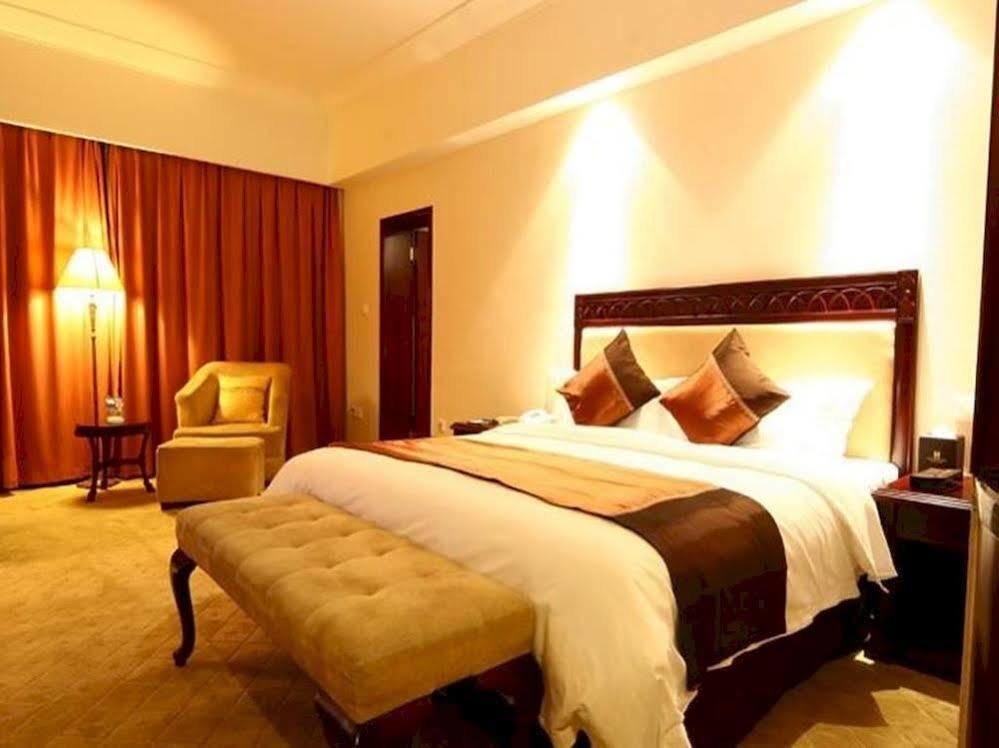 Huaxin International Hotel Ningbo Exterior photo