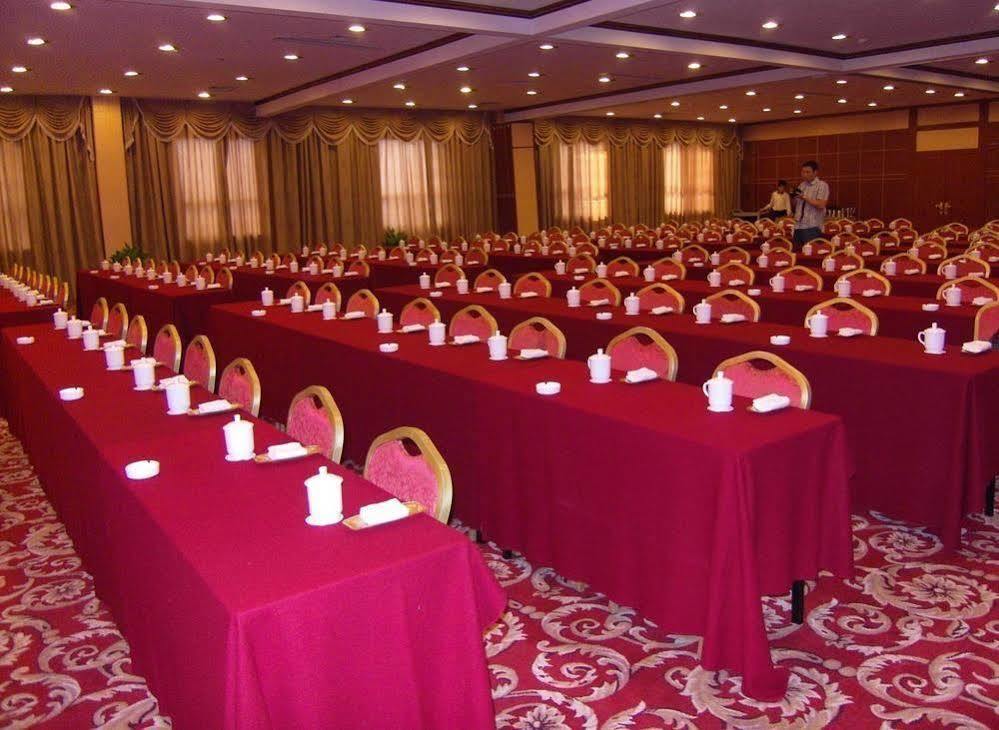 Huaxin International Hotel Ningbo Exterior photo